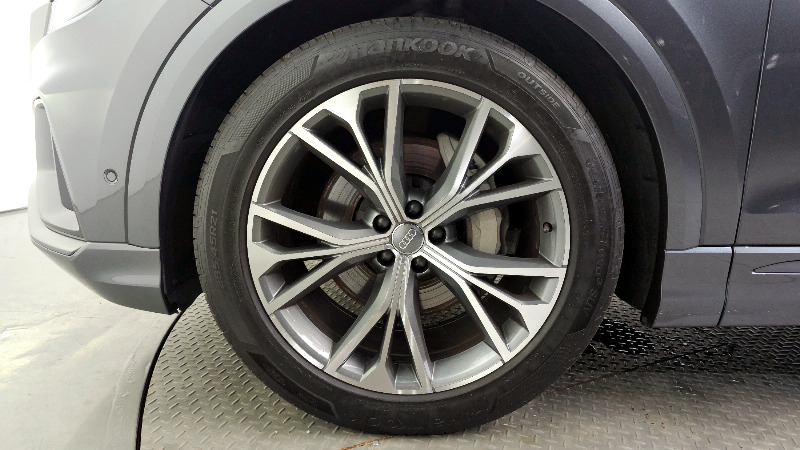 car Audi Q8 id65365 photo #5