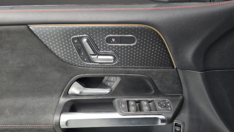 car Mercedes Benz GLB id65406 photo #18