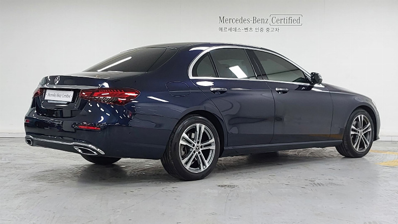 car Mercedes Benz E Class id65445 photo #2