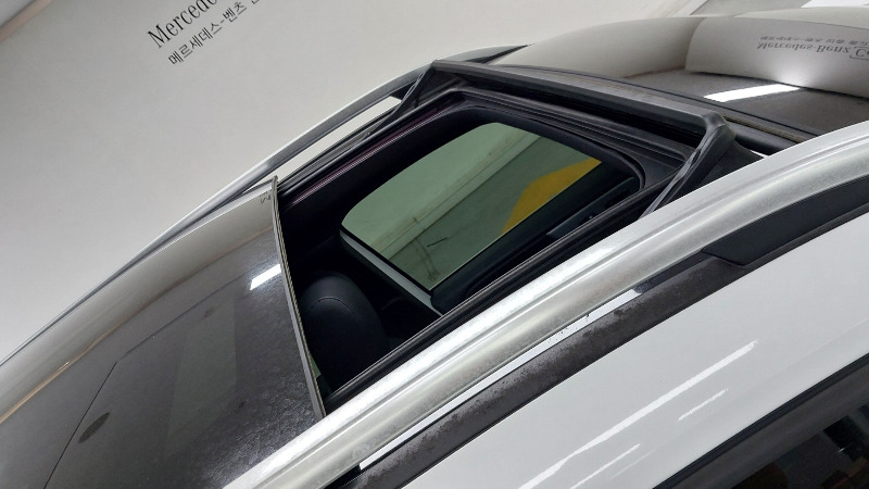 car Mercedes Benz GLB id65458 photo #12