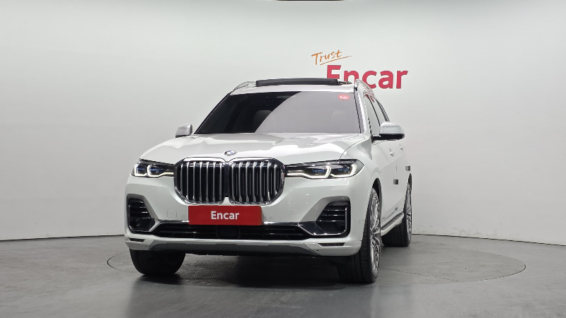 car BMW X7 id65476 photo #3