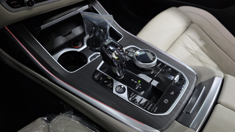 car BMW X7 id65476 photo #9