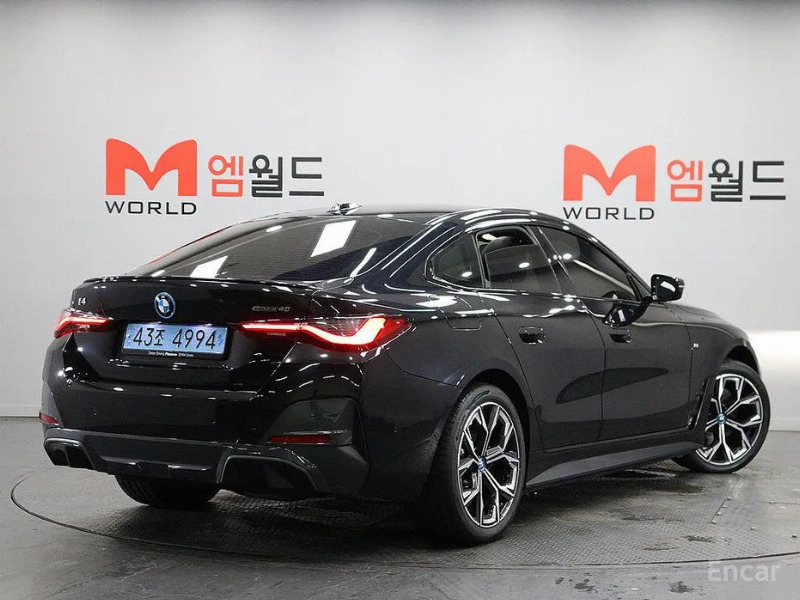 car BMW i4 id65496 photo #3