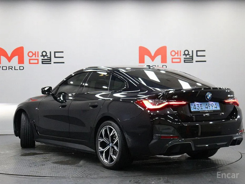 car BMW i4 id65496 photo #4