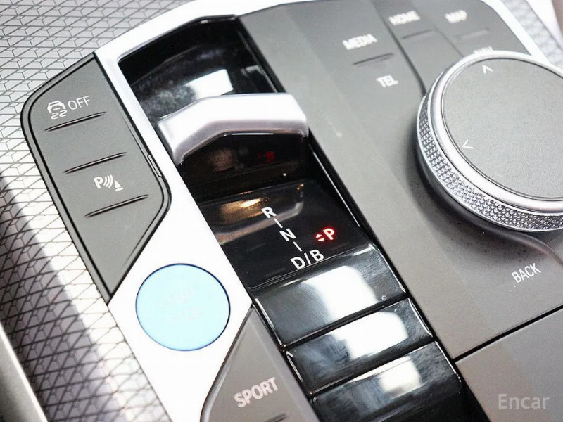 car BMW i4 id65496 photo #8