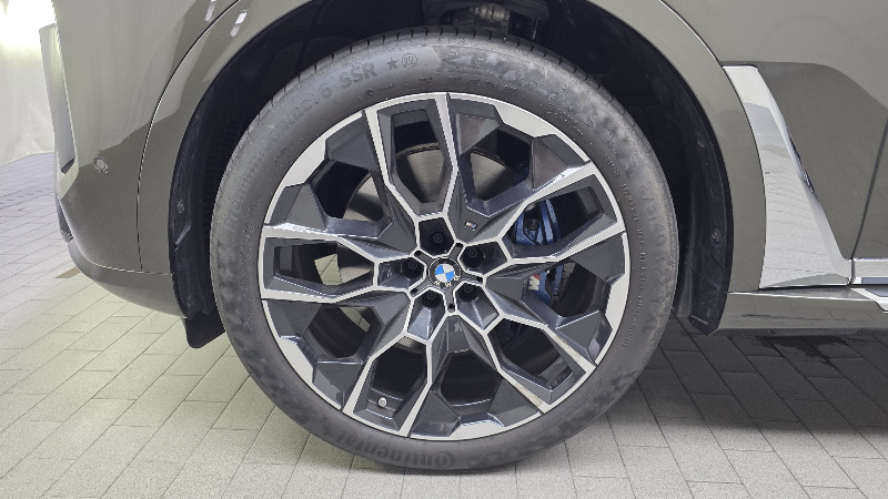 car BMW X7 id65503 photo #5