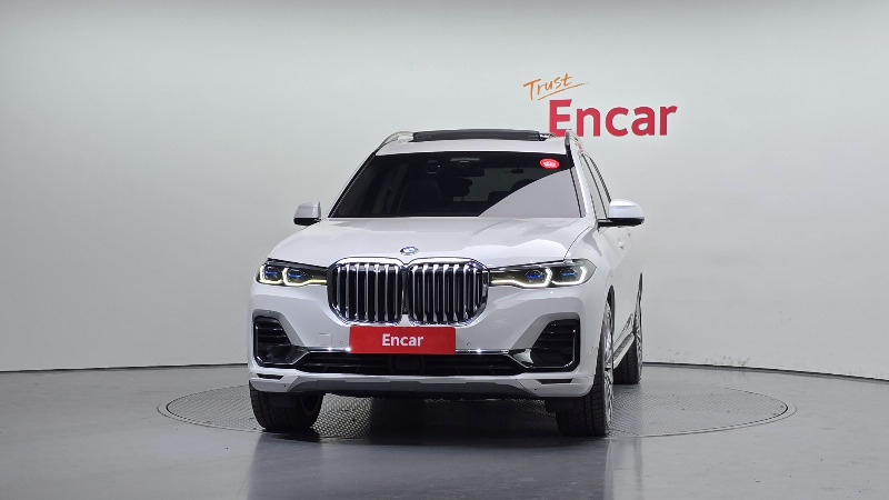 car BMW X7 id65511 photo #3