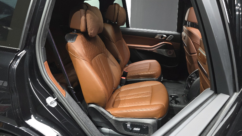 car BMW X7 id65516 photo #12