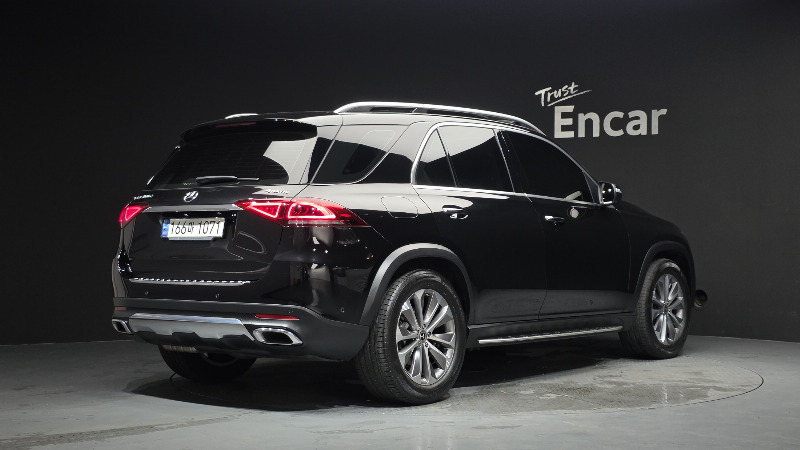 car Mercedes Benz GLE id65521 photo #2