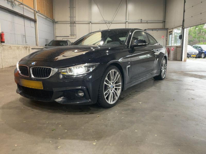 car BMW 4 Series id65525 main photo