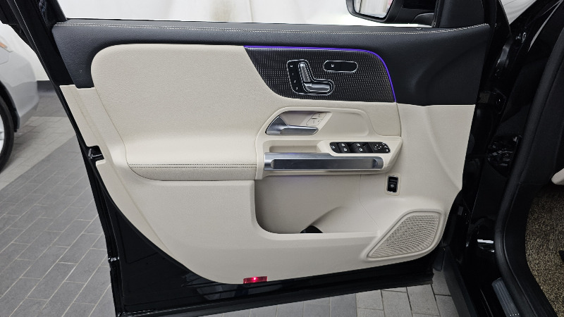 car Mercedes Benz GLB id65536 photo #24