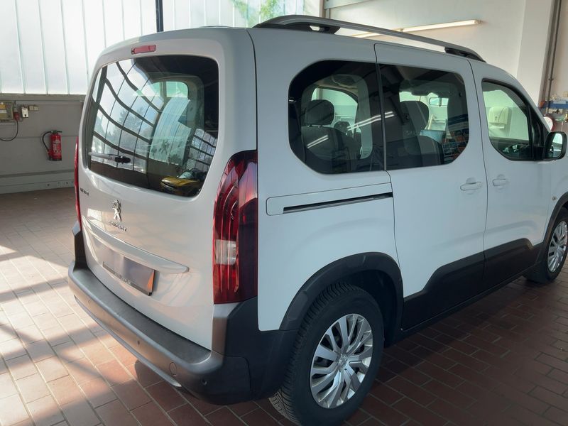 car Peugeot Rifter id65564 photo #4