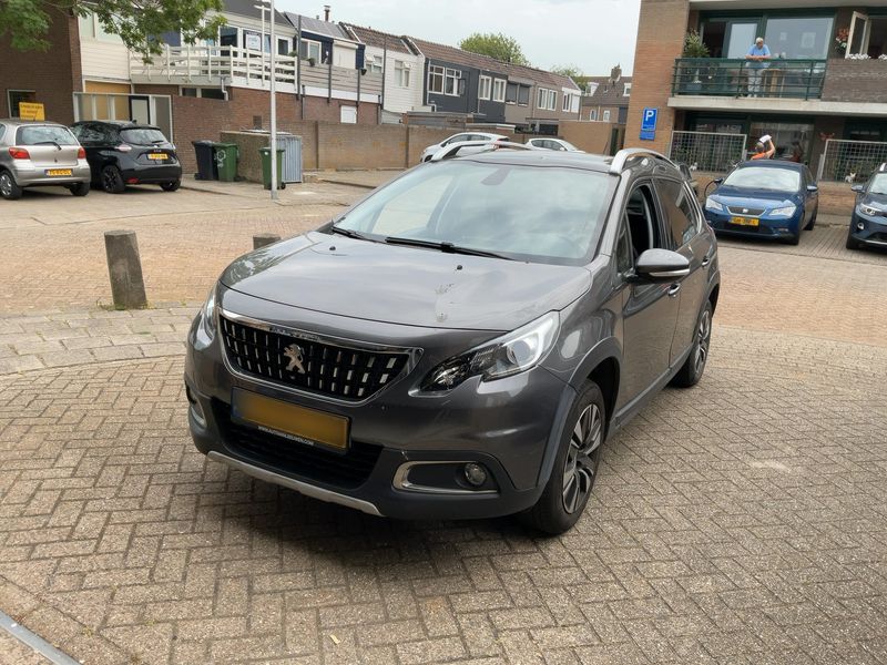 car Peugeot 2008 id65579 main photo