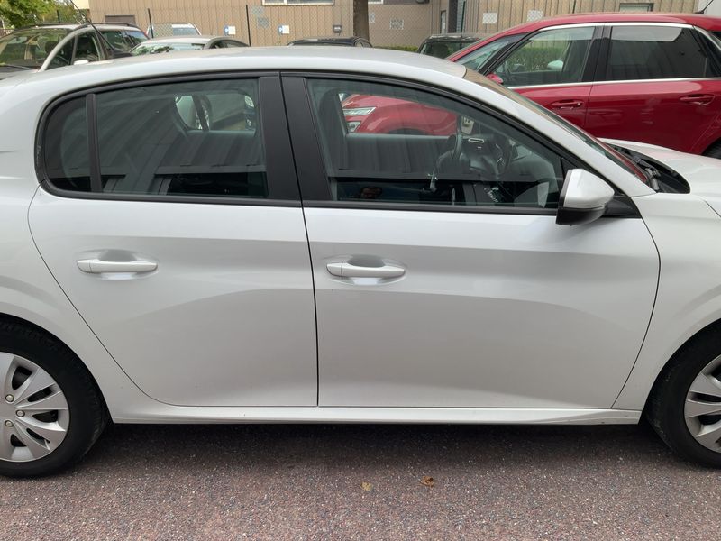 car Peugeot 208 id65586 photo #11