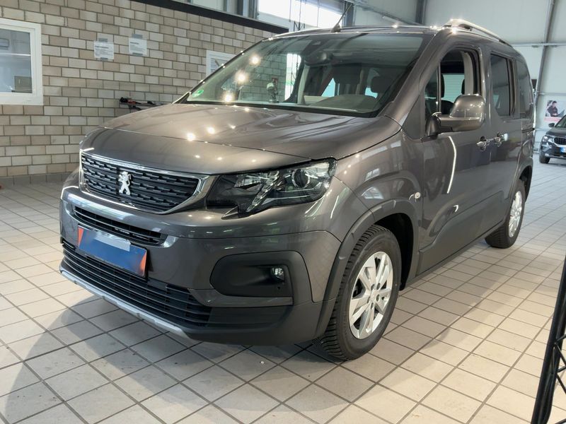 car Peugeot Rifter id65599 main photo