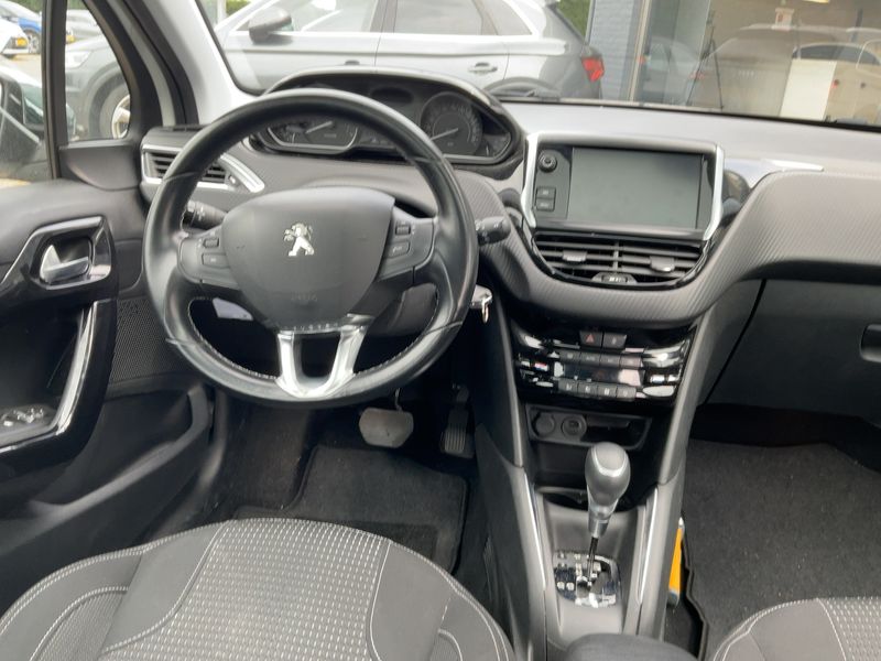 car Peugeot 208 id65603 photo #17