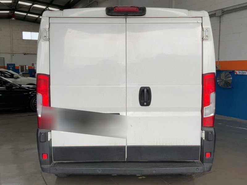 car Peugeot Boxer id65619 photo #3