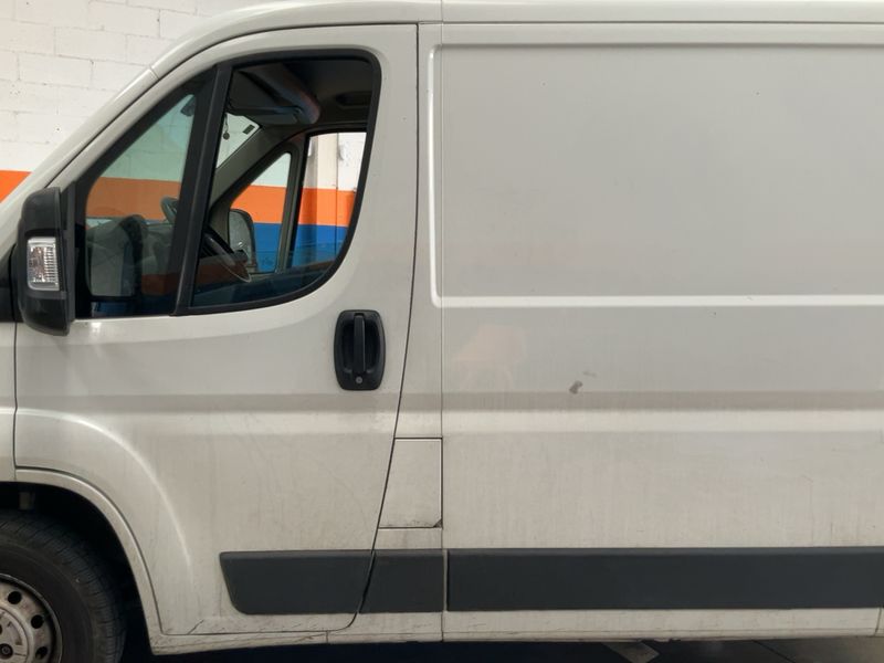 car Peugeot Boxer id65619 photo #8