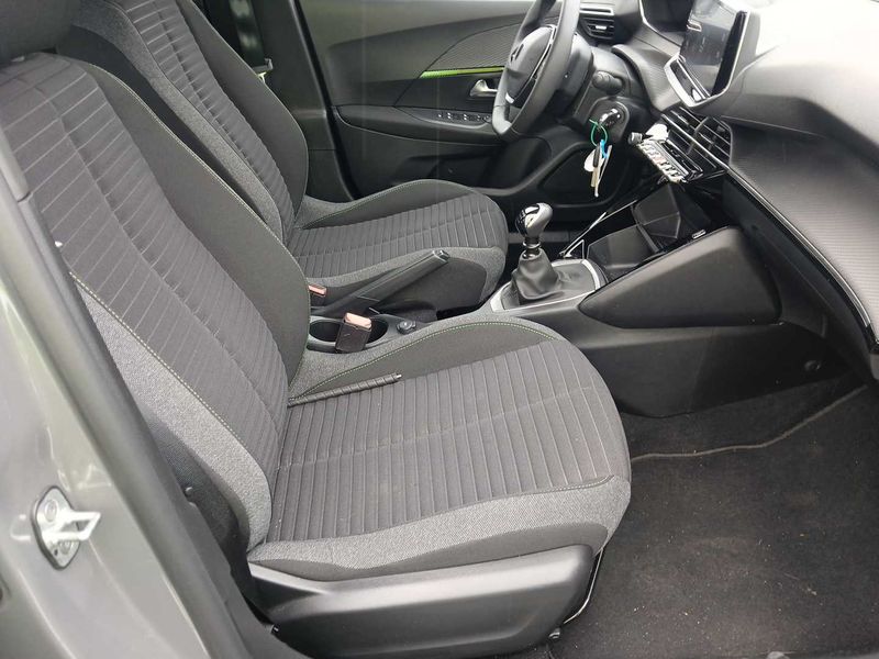 car Peugeot 2008 id65632 photo #10