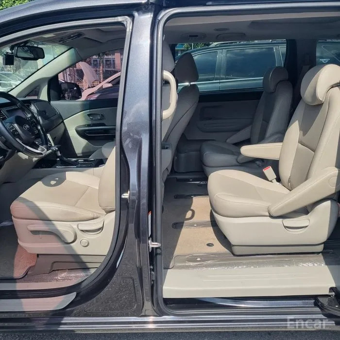 car KIA Carnival id65663 photo #10