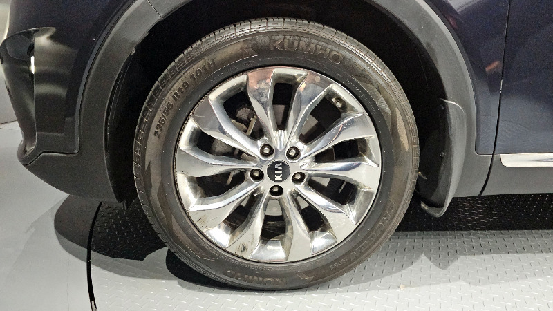 car KIA Sorento id65687 photo #5