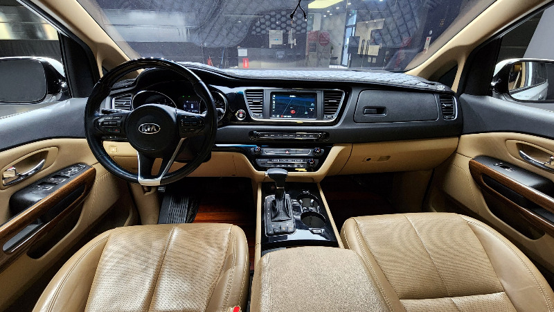 car KIA Carnival id65689 photo #7