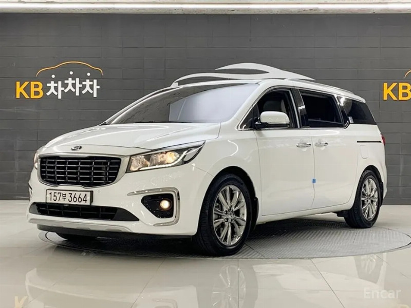 car KIA Carnival id65695 main photo