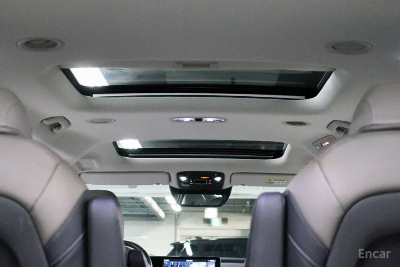 car KIA Carnival id65709 main photo