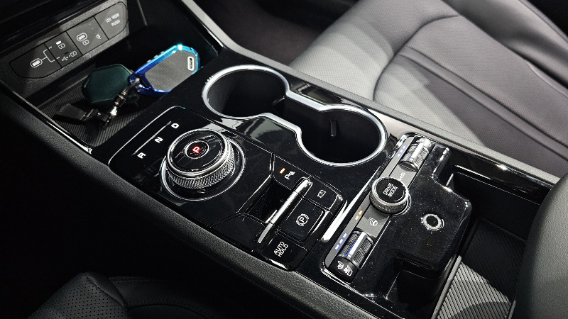car KIA K5 id65730 photo #9