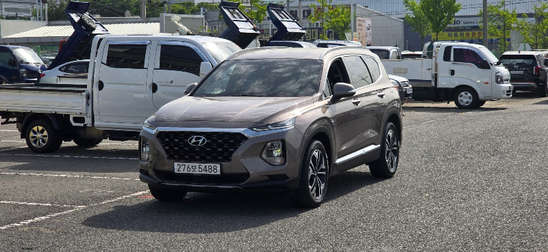 car Hyundai Santa FE id65747 main photo