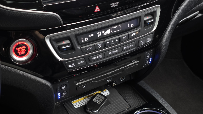 car Honda Pilot id65764 photo #18