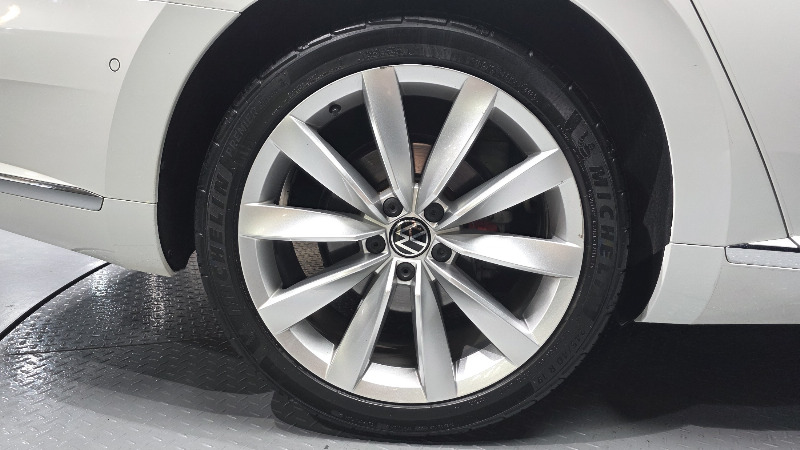 car Volkswagen Arteon id65772 photo #5