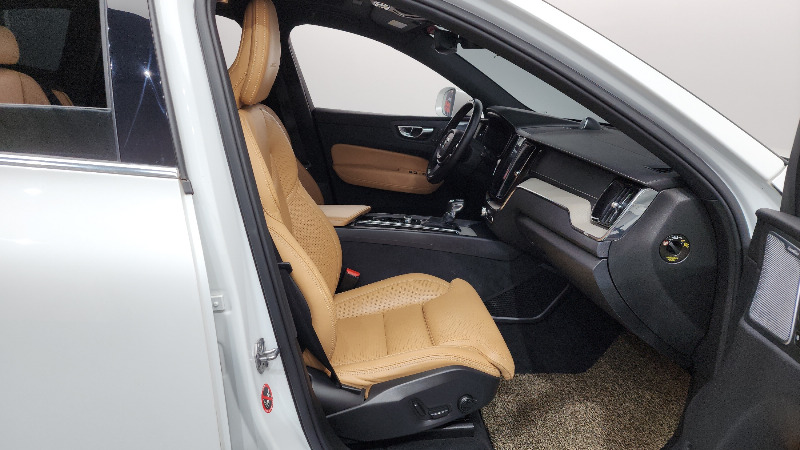 car Volvo XC60 id65903 photo #26