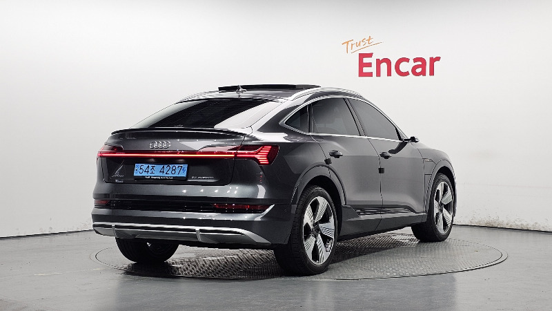 car Audi e-tron id65916 photo #2