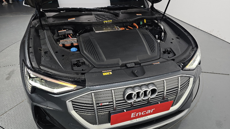 car Audi e-tron id65916 photo #6