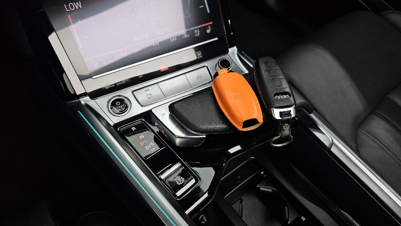car Audi e-tron id65916 photo #9