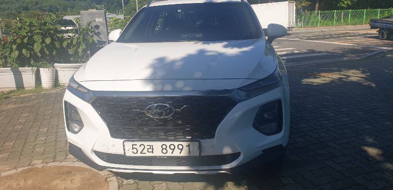car Hyundai Santa FE id65923 main photo