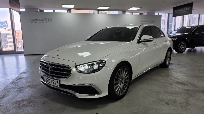 car Mercedes Benz E Class id65931 main photo