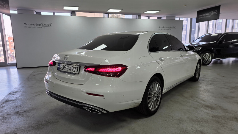 car Mercedes Benz E Class id65931 photo #2