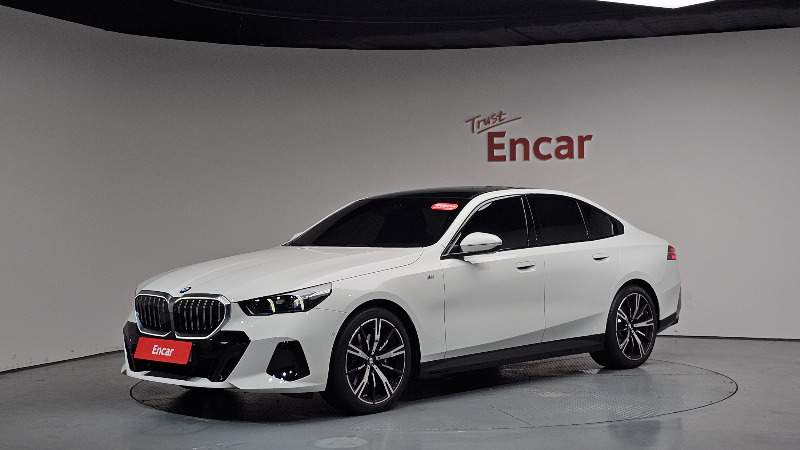 car BMW 5 Series id65954 main photo