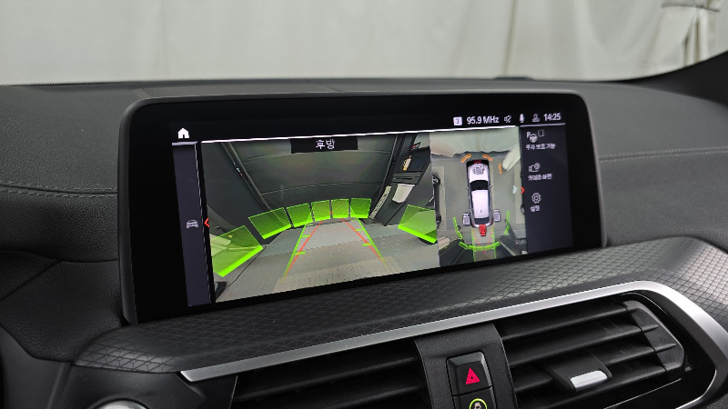 car BMW X4 id65959 photo #15