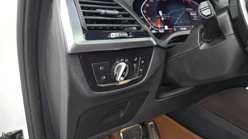 car BMW X4 id65959 photo #16