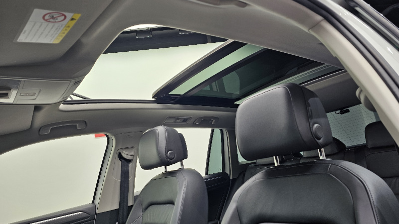 car Volkswagen Tiguan id65996 photo #19