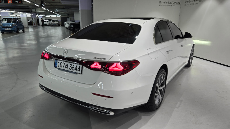 car Mercedes Benz E Class id66038 photo #4