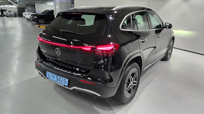 car Mercedes Benz EQA id66062 photo #4