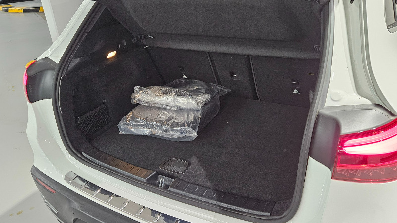 car Mercedes Benz EQA id66073 photo #10