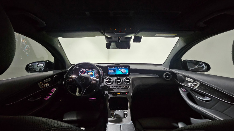 car Mercedes Benz GLC id66074 photo #17