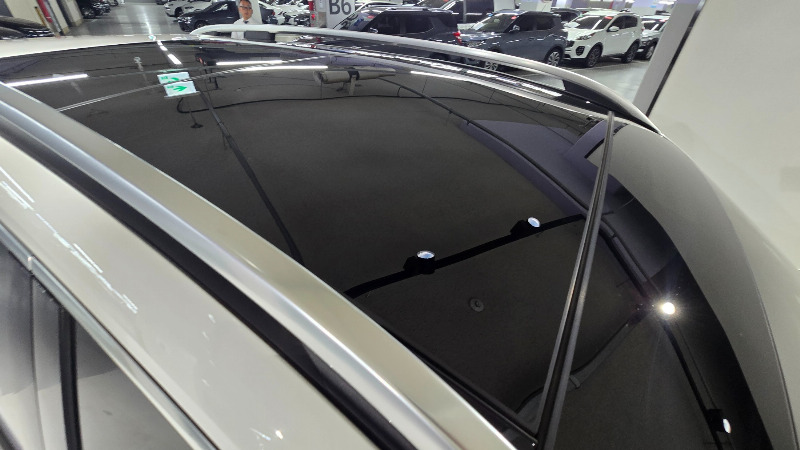 car Mercedes Benz EQB id66088 photo #14