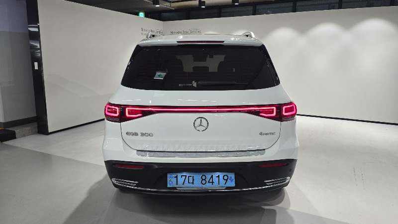 car Mercedes Benz EQB id66088 photo #7