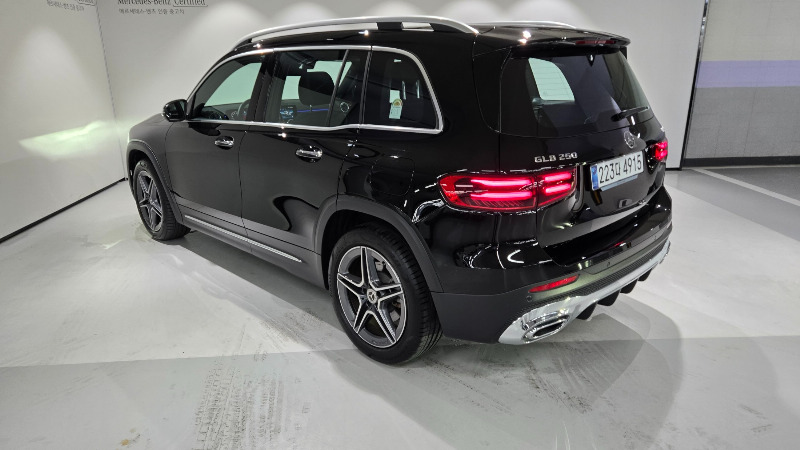 car Mercedes Benz GLB id66091 photo #3